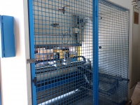 Rear safety fence interlocked to machine